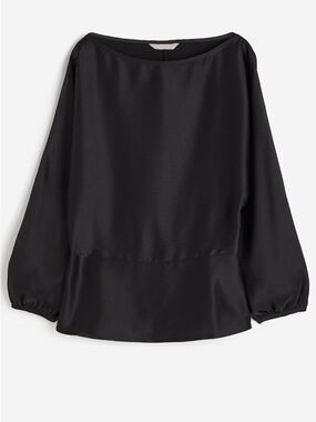 NWOT H&M crêped satin blouse